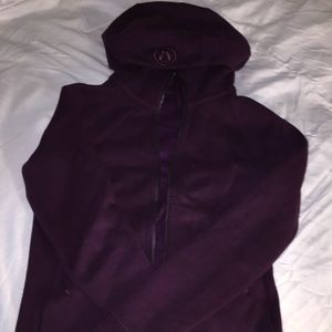 Lululemon size 4 hoodie